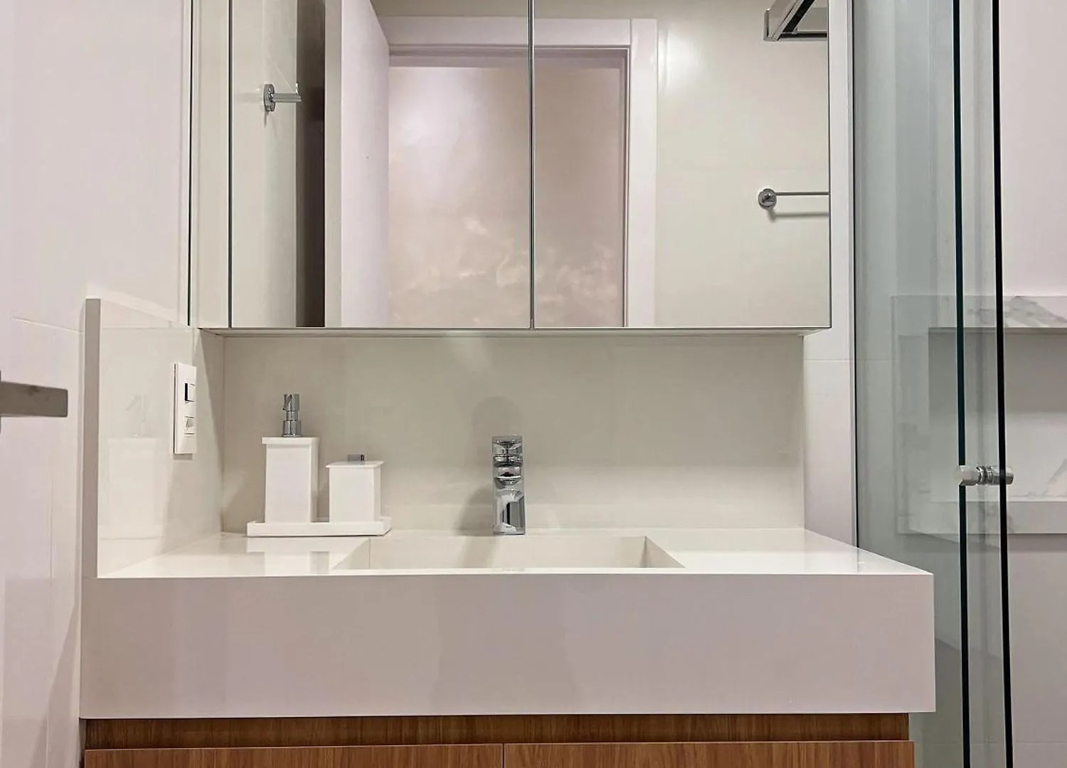 Solar Do Atlantico 101 - Excelente Apartamento 2 Suites Em Condominio A Beira Mar - Piscina - Solario - ボンビーニャス 0*,  ブラジル