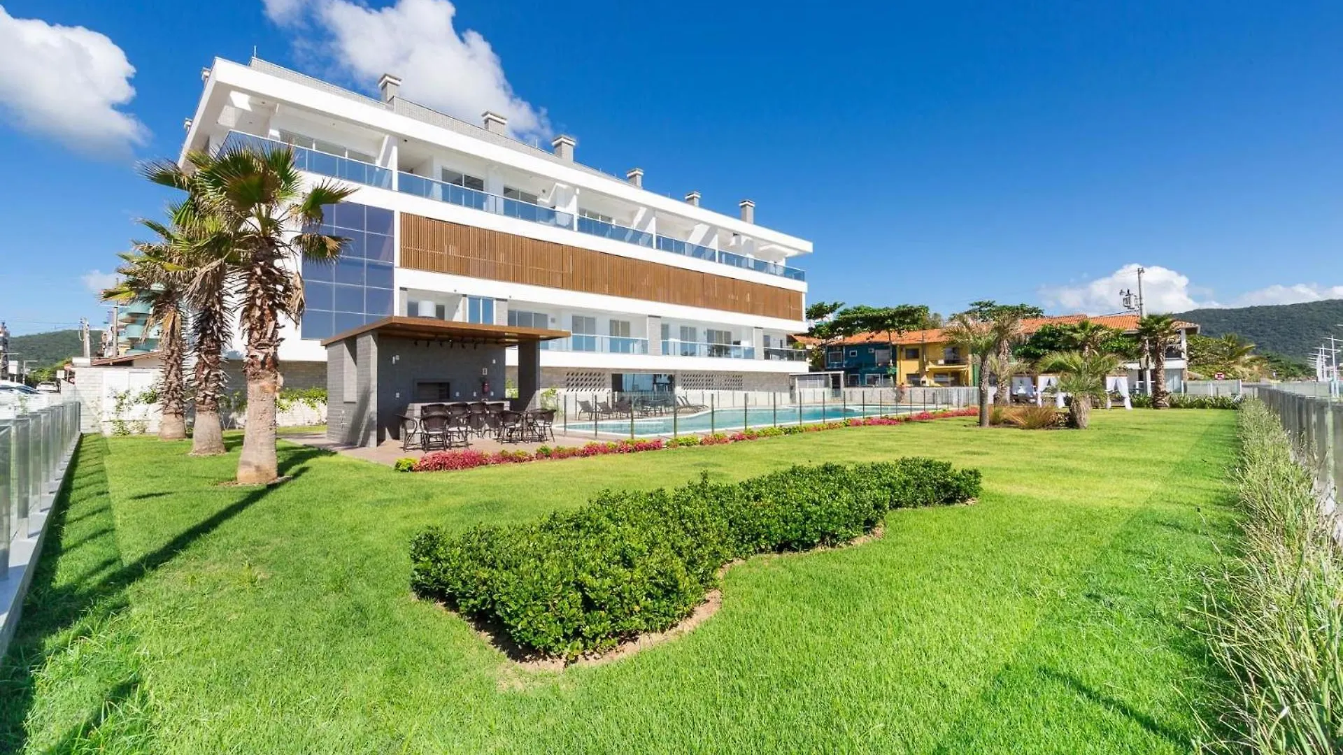 Solar Do Atlantico 101 - Excelente Apartamento 2 Suites Em Condominio A Beira Mar - Piscina - Solario - ボンビーニャス アパート