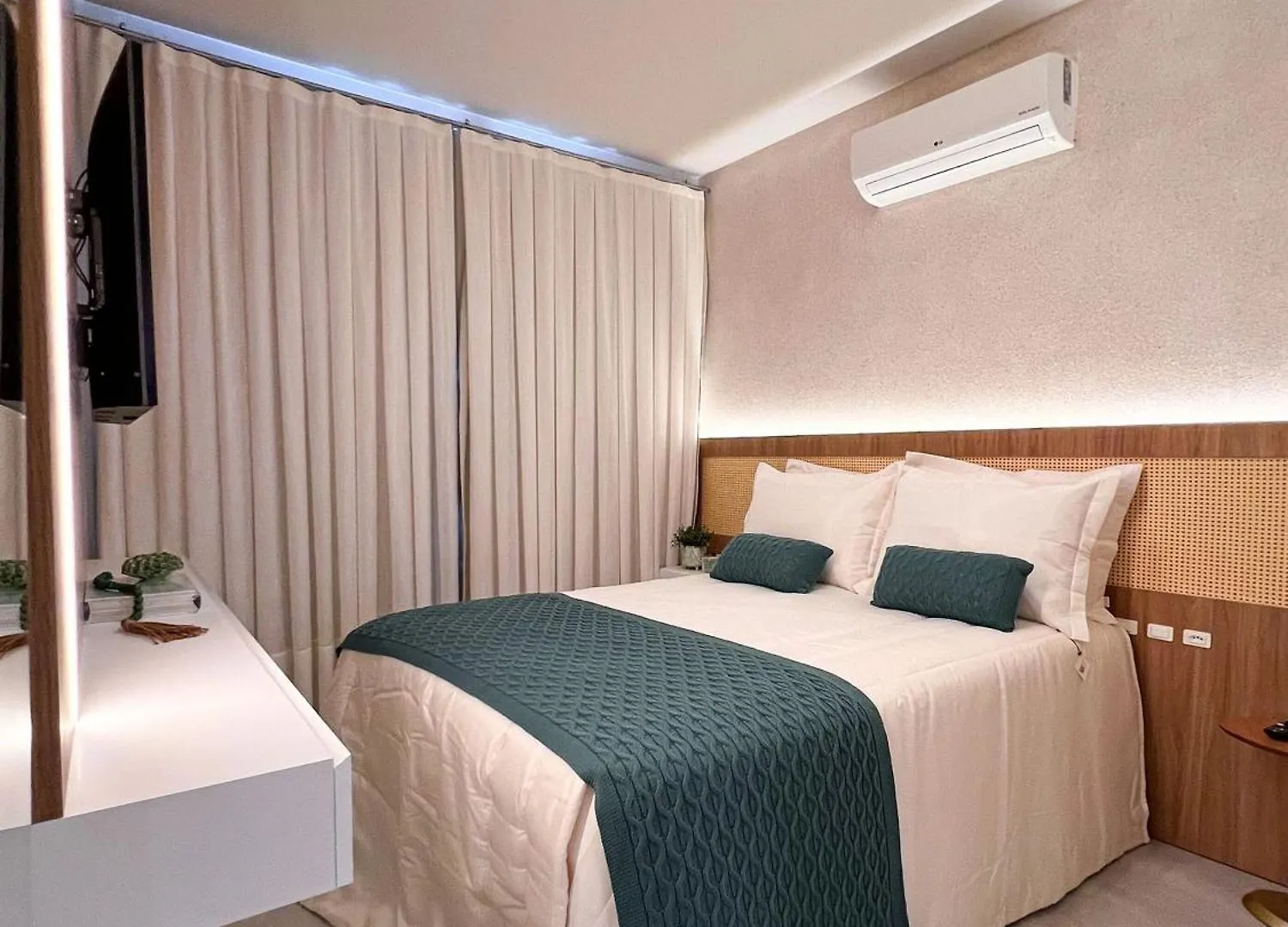 アパート Solar Do Atlantico 101 - Excelente Apartamento 2 Suites Em Condominio A Beira Mar - Piscina - Solario - ボンビーニャス